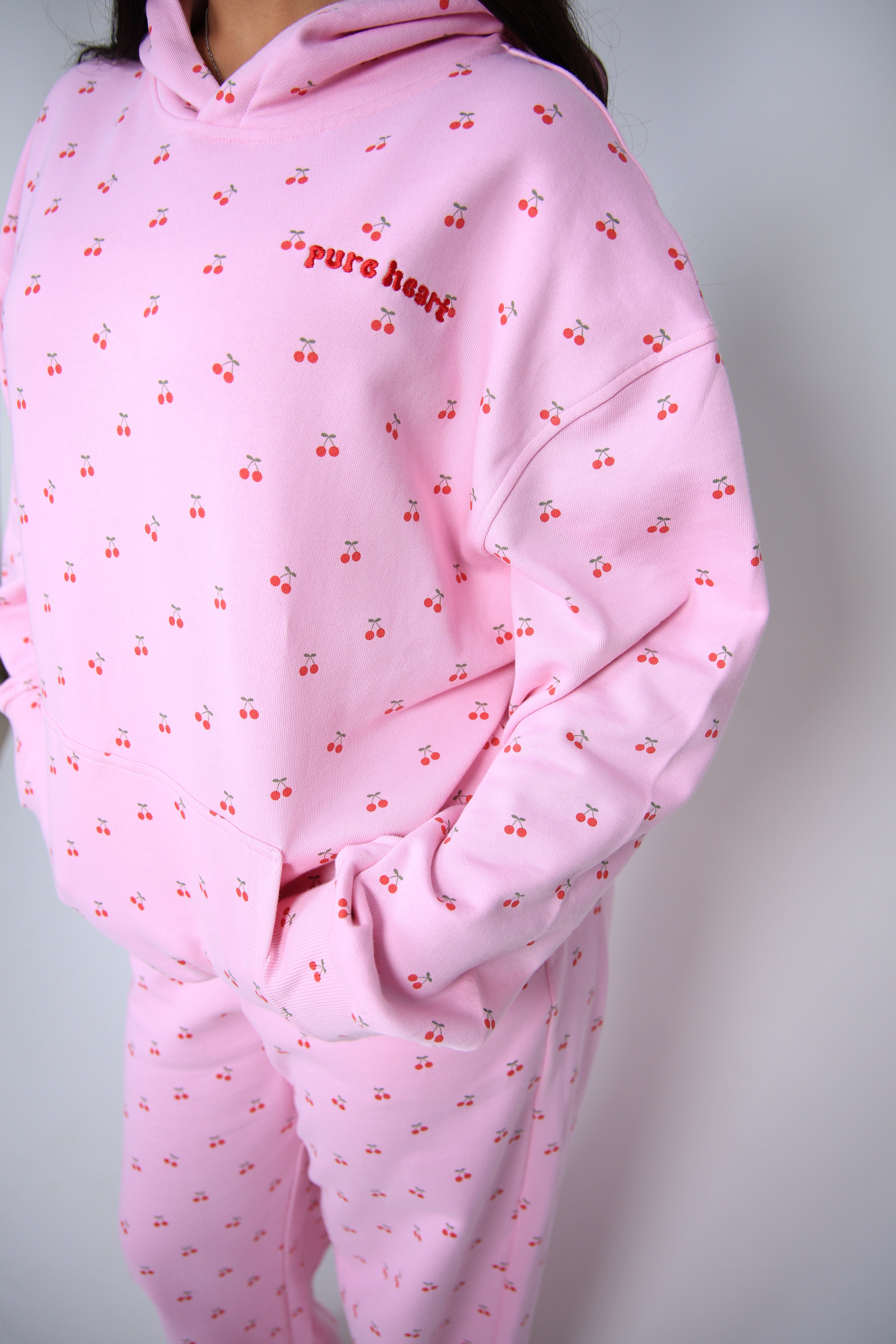 pureheart all over cherry hoodie هودي الكرز